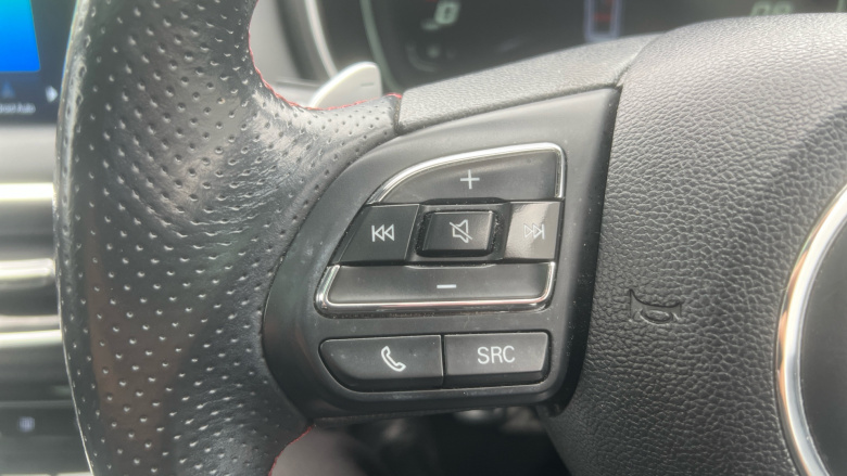 MG Hs 1.5 T-GDI Exclusive 5dr DCT Petrol Hatchback